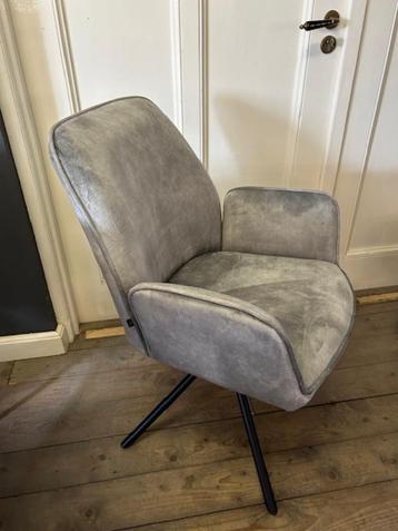 Nieuwe luxe draaistoel zilvergrijs beschikbaar voor biedingen