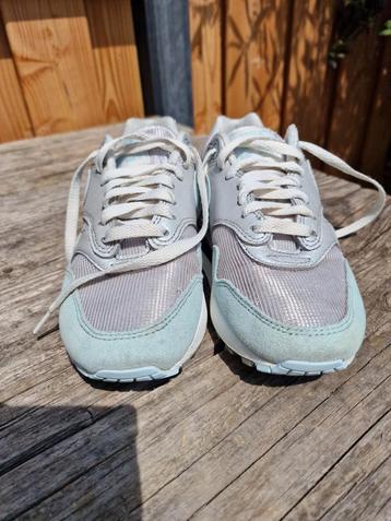 Nike Air Max 1 Glacier Blue - Maat 36 beschikbaar voor biedingen