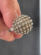 Zilveren Sputnik bolletjes ring, Sieraden, Tassen en Uiterlijk, Gebruikt, 17 tot 18, Ophalen of Verzenden, Dame of Heer