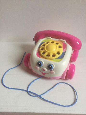 MOOIE fisher price telefoon op wieltjes ogen bewegen beschikbaar voor biedingen