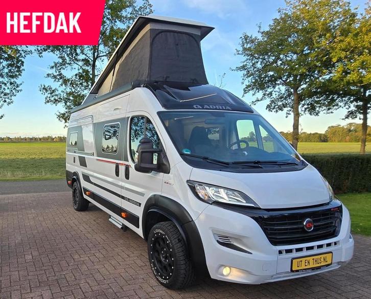 Adria Twin 640 SGX Sports * UNIEK: 5e stoel * 18” Delta AT, Caravans en Kamperen, Campers, Bedrijf, Adria, Diesel, Handgeschakeld