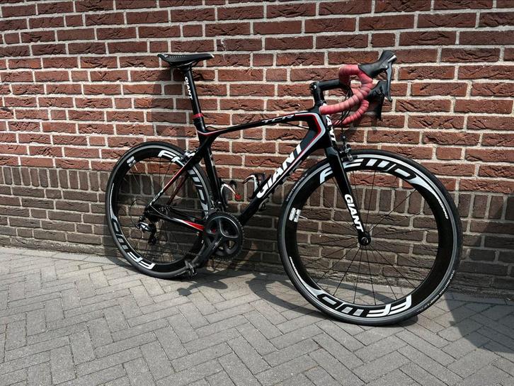 Giant TCR advanced carbon met ffwd f6r velgen, Fietsen en Brommers, Fietsen | Racefietsen, Gebruikt, Giant, Meer dan 20 versnellingen