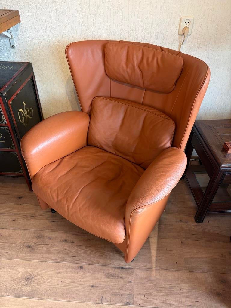 Comfortabele lederen fauteuil, Huis en Inrichting, Fauteuils, Ophalen, Zo goed als nieuw, Leer, 75 tot 100 cm