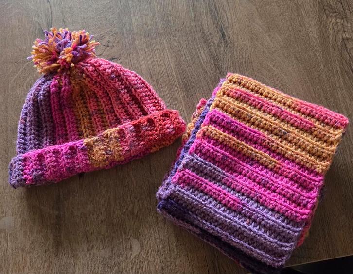 Gezocht! Bollen wol voor het goede doel., Kinderen en Baby's, Kinderkleding | Mutsen, Sjaals en Handschoenen, Nieuw, Handschoenen