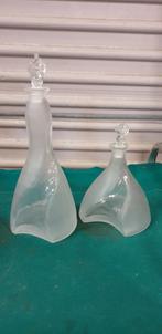 karaffen 2 stuks gedraaid glas, Huis en Inrichting, Ophalen of Verzenden, 'T Olde Gre-j, Info@toldegrej.nl, Endepoelstraat 20f Didam