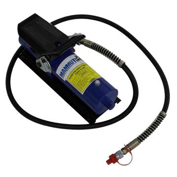 Hydraulische voetpomp luchtbediend 680 ml. €175,- excl BTW beschikbaar voor biedingen