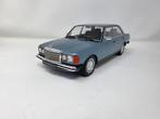 Mercedes 230E W123 1975  1:18 in OVP, Ophalen of Verzenden, Zo goed als nieuw, Overige merken