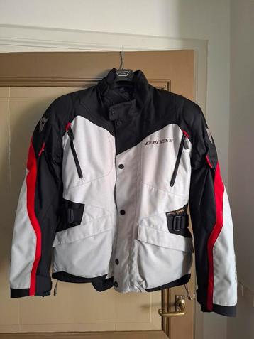 Dainese motorjack nieuw mt.50 beschikbaar voor biedingen