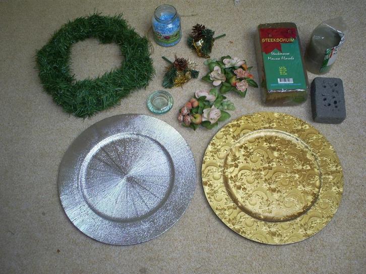 Schalen krans oase kunstbloemen kandelaar steentjes, Hobby en Vrije tijd, Knutselen, Gebruikt, Materiaal, Ophalen of Verzenden