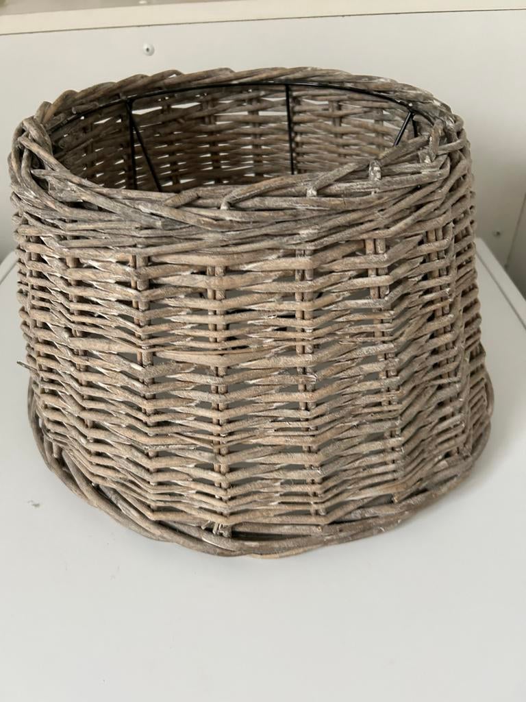 Mooie rieten lampenkap, Huis en Inrichting, Lampen | Lampenkappen, Ophalen, 25 tot 50 cm, Beige, Rond