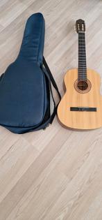 Gitaar met muziek boek, Muziek en Instrumenten, Ophalen, Zo goed als nieuw, Klassieke of Spaanse gitaar
