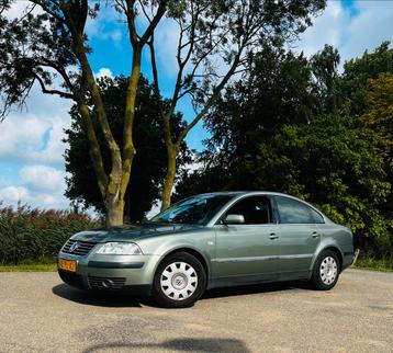 Volkswagen Passat 1.8 Turbo automaat beschikbaar voor biedingen