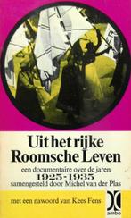 Uit het rijke Roomsche Leven - 1925-1935,, Ophalen of Verzenden, Zo goed als nieuw