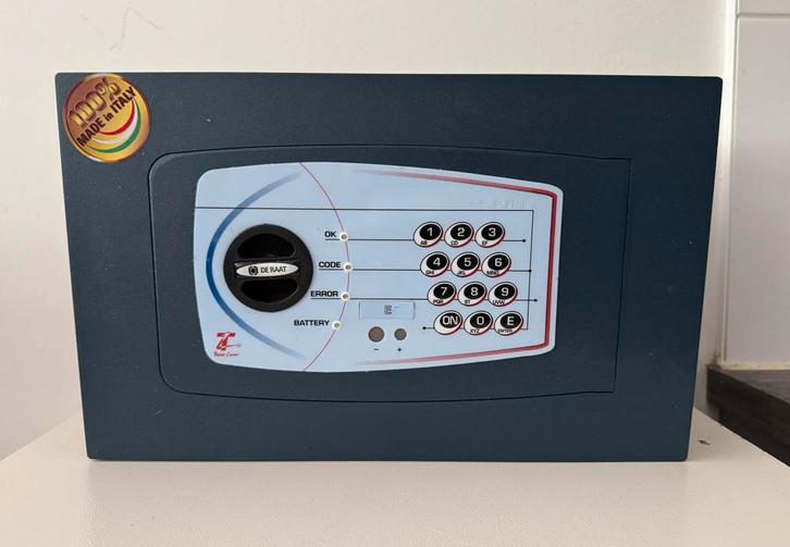 NIEUW!! Zeer degelijke muurkluis inbouwkluis kluis brandkast, Huis en Inrichting, Brandblussers en Brandkasten, Nieuw, Brandkast