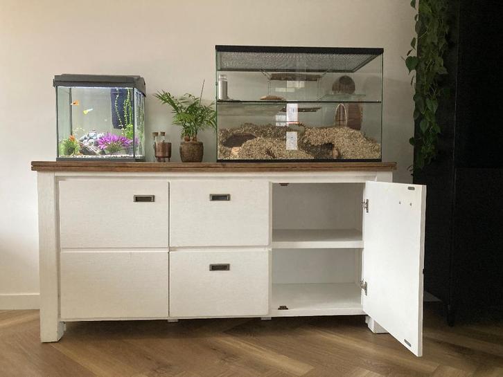 Gratis op te halen:  Kast en dressoir, Huis en Inrichting, Kasten | Overige, Zo goed als nieuw, Ophalen