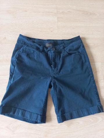 Pieces korte broek maat L beschikbaar voor biedingen
