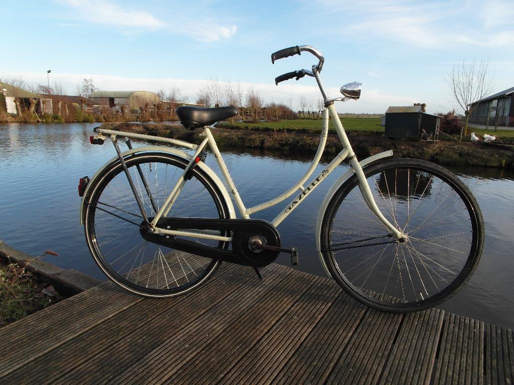 dames fiets, Fietsen en Brommers, Fietsen | Dames | Damesfietsen, Gebruikt, Gazelle, 56 cm of meer, Ophalen