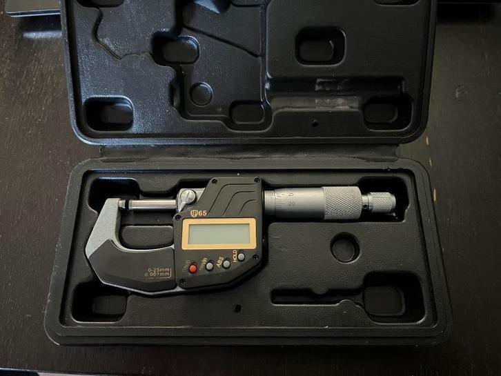 Micro-meter/ buitenschroefmaat IP65 - 0-25mm/0-001mm, Doe-het-zelf en Verbouw, Meetapparatuur, Gebruikt, Afstand, Ophalen of Verzenden