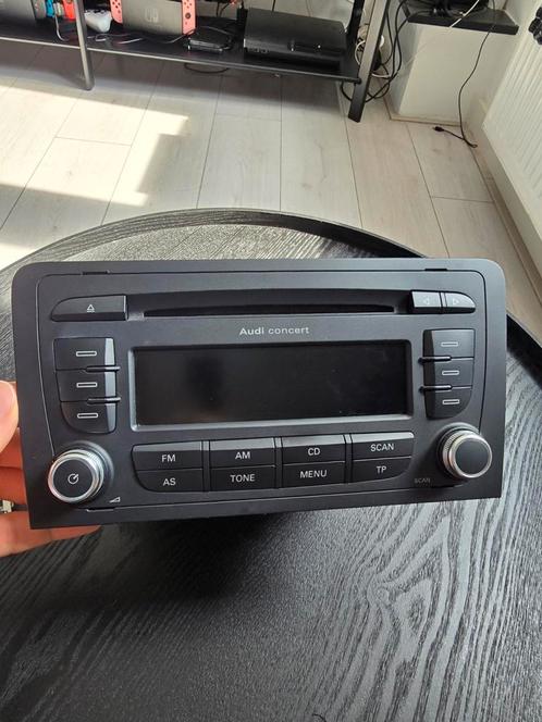 audi concert with Bluetooth, Auto diversen, Autoradio's, Zo goed als nieuw, Ophalen of Verzenden