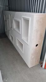 2 gave 260 hoge open vitrinekasten met verlichting, Ophalen, 100 tot 150 cm, 200 cm of meer, Zo goed als nieuw