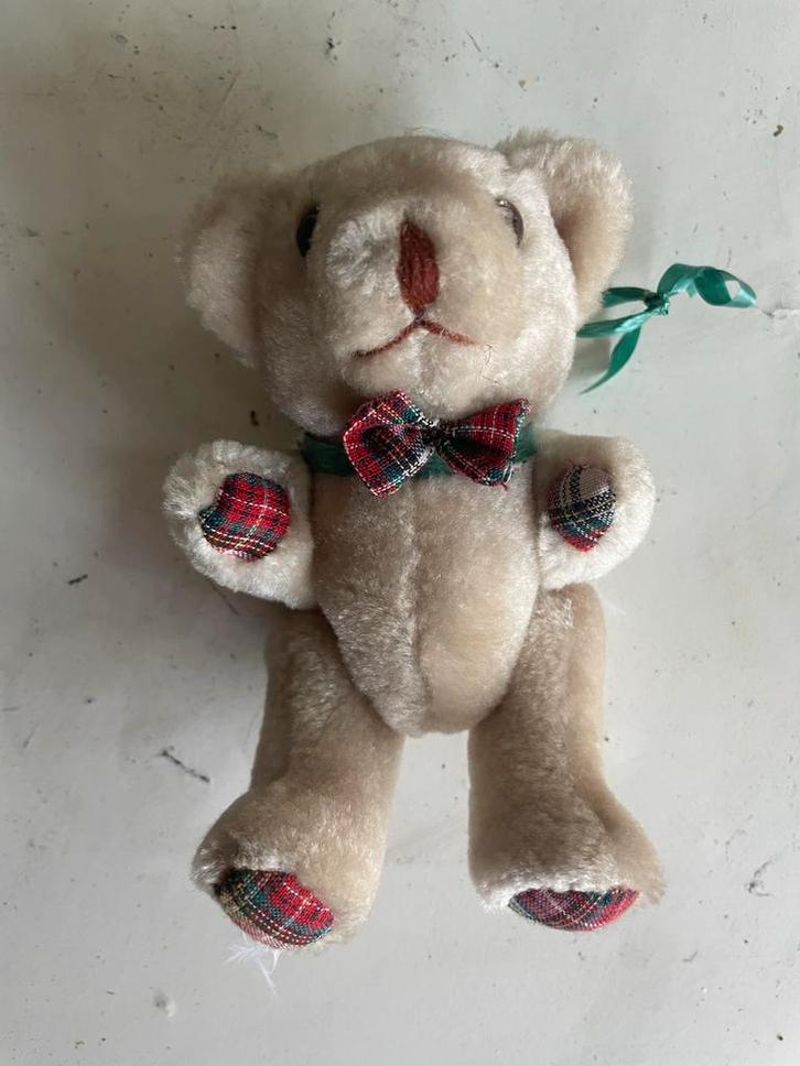 Oud Beertje met Kerststrik, Diversen, Kerst, Gebruikt, Ophalen of Verzenden