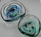 2 Max Verboeket Kristalunie Manuvaria asbakken blauw/groen, Antiek en Kunst, Antiek | Glas en Kristal, Ophalen of Verzenden