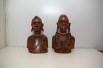 Set van twee houtsnijwerk borstbeelden., Antiek en Kunst, Ophalen of Verzenden