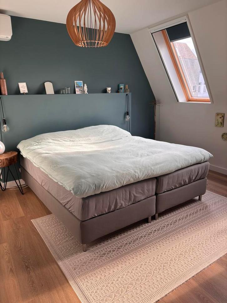 IKEA Boxspring 180/200 stevig/middelhard, Huis en Inrichting, Slaapkamer | Boxsprings, Zo goed als nieuw, 180 cm, 200 cm, Tweepersoons