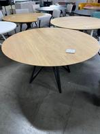 Studio Henk Eettafel 140 cm Rond Eiken Butterfly | €2895, nu, Huis en Inrichting, Studio Henk, Nieuw, Ophalen of Verzenden, Studio Henk