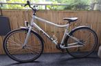 BTWIN RIVERSIDE 120 Cross Bike / Fiets - 28 inch, Ophalen, 24 inch of meer, Gebruikt, Staal