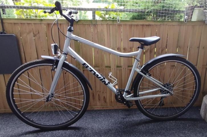 BTWIN RIVERSIDE 120 Cross Bike / Fiets - 28 inch, Fietsen en Brommers, Fietsen | Crossfietsen en BMX, Gebruikt, 24 inch of meer