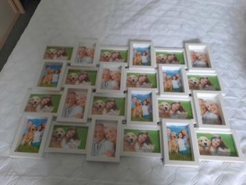 Grote fotolijst collage voor 24 foto's beschikbaar voor biedingen