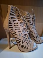 Hoge high heels beige 37, Kleding | Dames, Schoenen, Beige, Nieuw, Ophalen of Verzenden, Onbekend