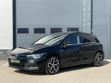 Volkswagen Golf 1.5 eTSI 1st Edition|Pano|IQ Light|CarPlay beschikbaar voor biedingen