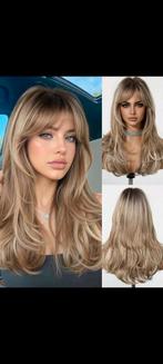 Gemeleerde blonde pruik., Sieraden, Tassen en Uiterlijk, Uiterlijk | Haarverzorging, Ophalen of Verzenden, Nieuw, Pruik of Haarverlenging