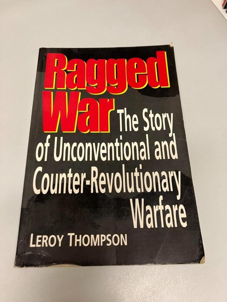 Ragged War Thompson, Boeken, Oorlog en Militair, Gelezen, 1945 tot heden, Ophalen of Verzenden