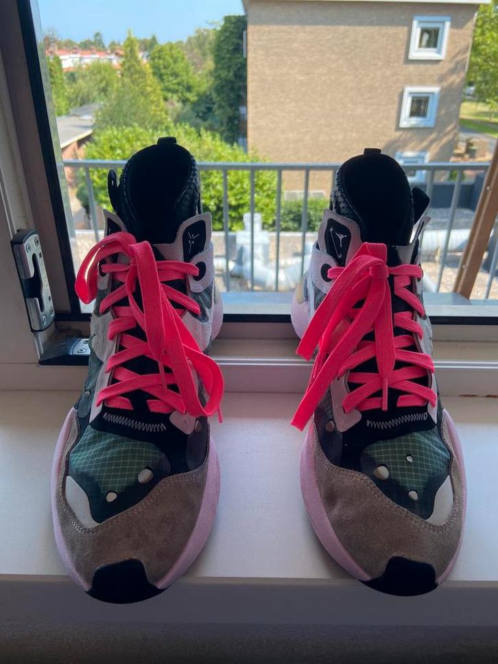 Jordan delta 3 pink foam formula 23, Kleding | Heren, Schoenen, Gedragen, Sneakers of Gympen, Overige kleuren, Ophalen of Verzenden