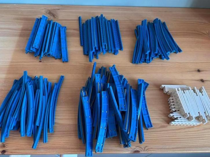 Lego 12v 70's treinbaan: 12+ meter met 8 wissels, Kinderen en Baby's, Speelgoed | Duplo en Lego, Gebruikt, Ophalen of Verzenden