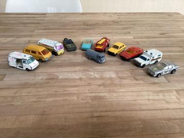 11 Vintage Speelgoed Autootjes - Diverse Merken beschikbaar voor biedingen