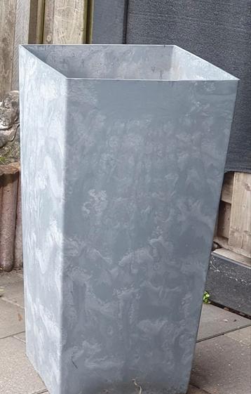 Grote Bloempot Prosperplast 40x40x75 beschikbaar voor biedingen