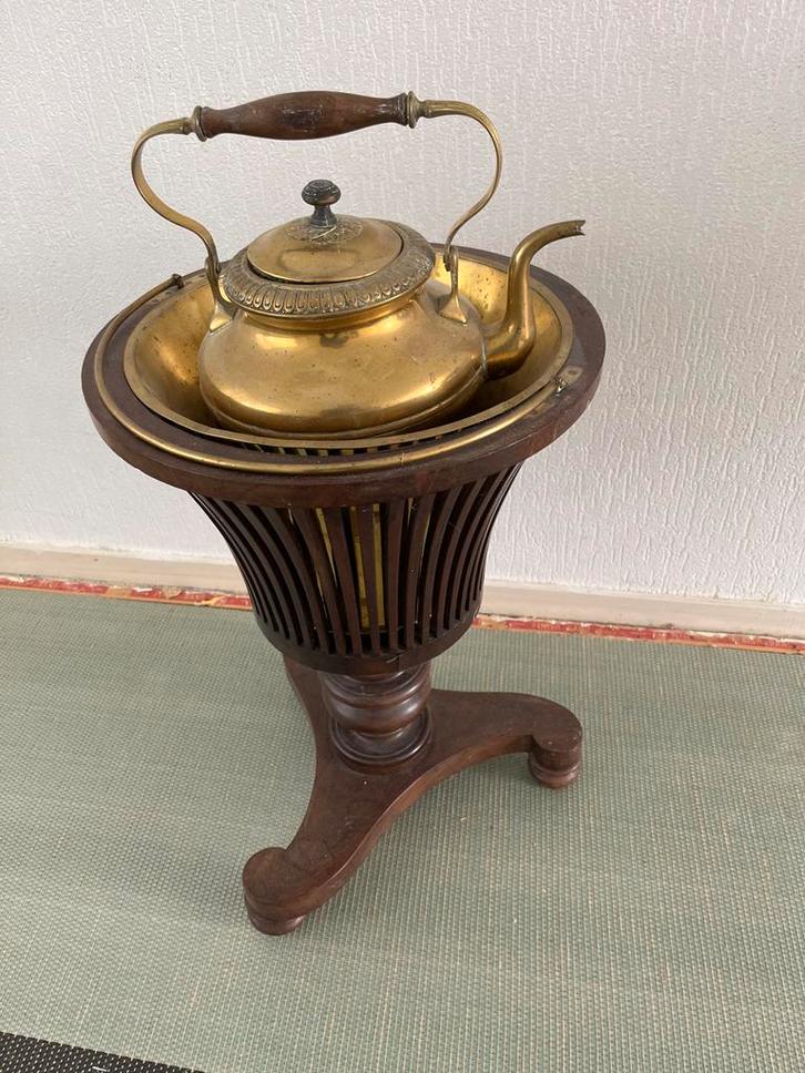 Antieke Koperen Theeketel op Houten Standaard, Antiek en Kunst, Antiek | Koper en Brons, Koper, Ophalen