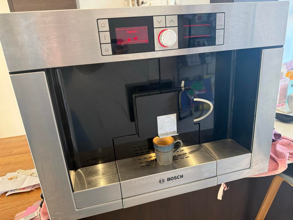 Bosch Inbouw Volautomaat Koffiemachine, Witgoed en Apparatuur, Koffiezetapparaten, Ophalen, Afneembaar waterreservoir, Gebruikt