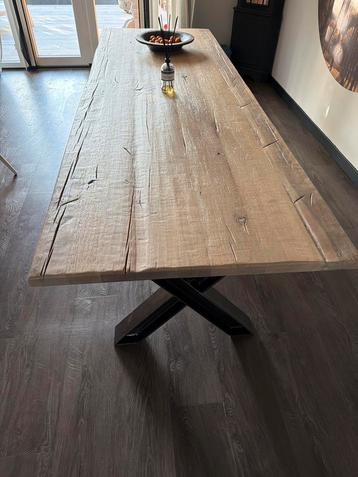 Robuuste Eiken Tafel whitewash - 300x100cm. Station7 beschikbaar voor biedingen