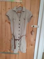 Lichtbruine jurk met riem maat L (gebruikt), Maat 38/40 (M), Beige, Ophalen of Verzenden, Gedragen