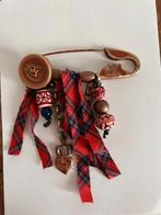 Grote sierspeld/broche Save The Queen, Verzenden, Zo goed als nieuw, Bruin, Overige materialen