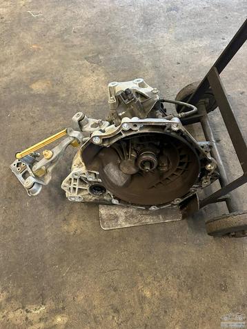 Versnellingsbak Opel Corsa D 1.2 16V bouwjaar 2008 beschikbaar voor biedingen