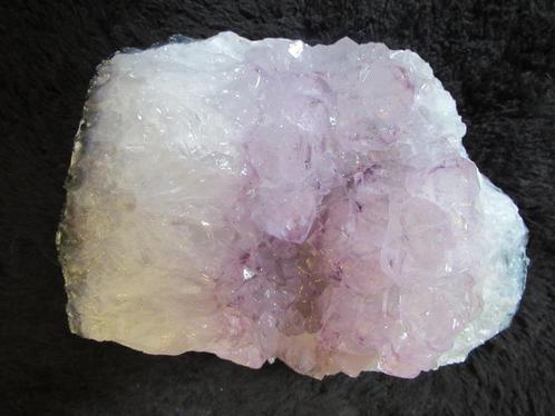 AMETHYST hool mooi stuk 16x16 cm 4 kg € 165  zi beschrijving, Verzamelen, Mineralen en Fossielen, Mineraal, Ophalen of Verzenden