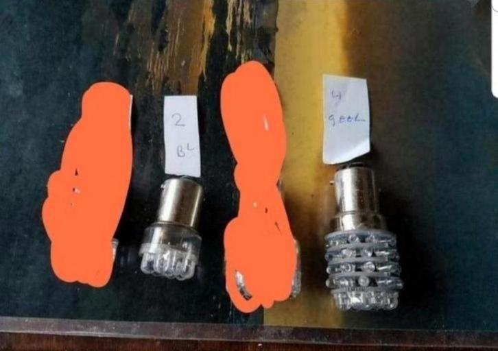 Diverse led lampen zie foto's ba15s en ba15d per stuk €1,50, Auto diversen, Auto-accessoires, Ophalen of Verzenden