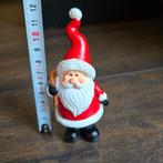 Vrolijk kerstman beeldje met zakje over schouder, 12 cm, Diversen, Kerst, Ophalen of Verzenden, Nieuw