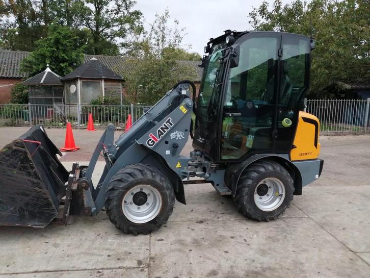Giant D337T kniklader, Zakelijke goederen, Machines en Bouw | Kranen en Graafmachines, Wiellader of Shovel